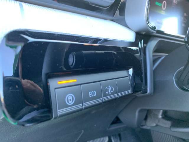 Fahrzeugbild eines Renault 5 E-TECH