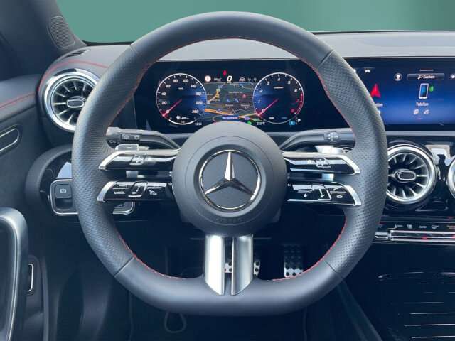 Fahrzeugbild eines Mercedes-Benz CLA