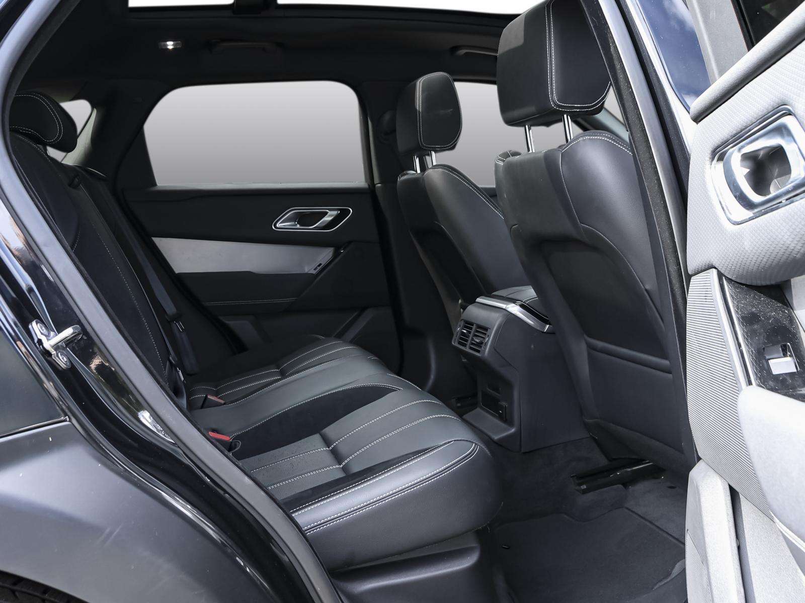 Fahrzeugbild eines Land Rover Range Rover Velar