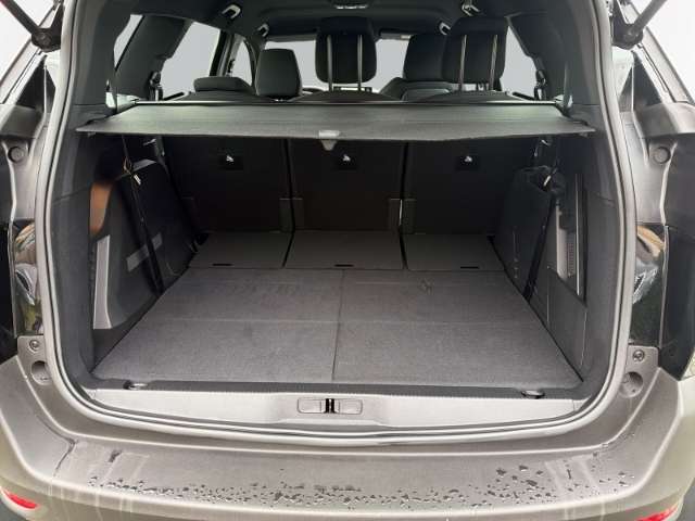 Fahrzeugbild eines Peugeot 5008