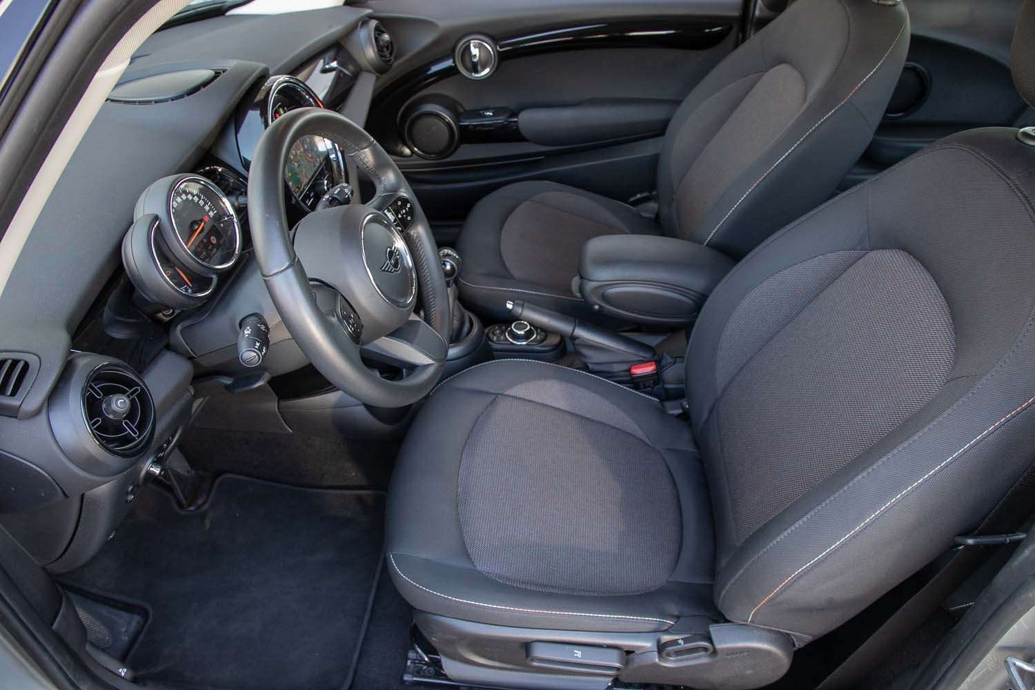 Fahrzeugbild eines MINI COOPER