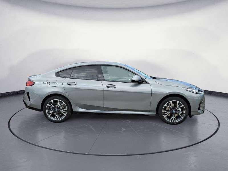 Fahrzeugbild eines BMW 2er-Reihe