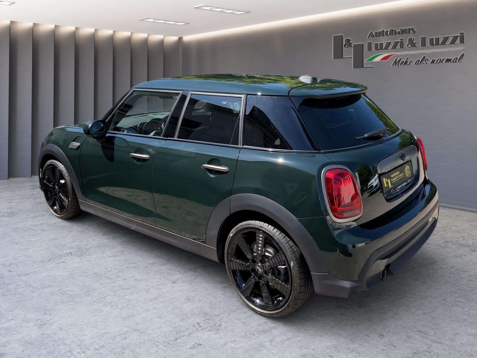 Fahrzeugbild eines MINI COOPER