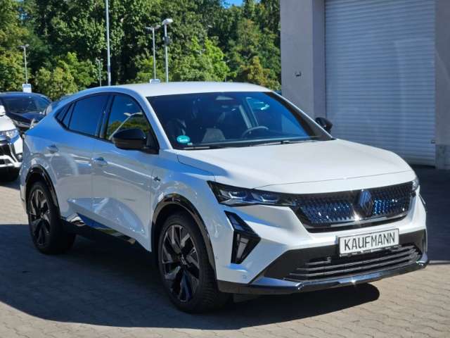 Fahrzeugbild eines Renault Rafale