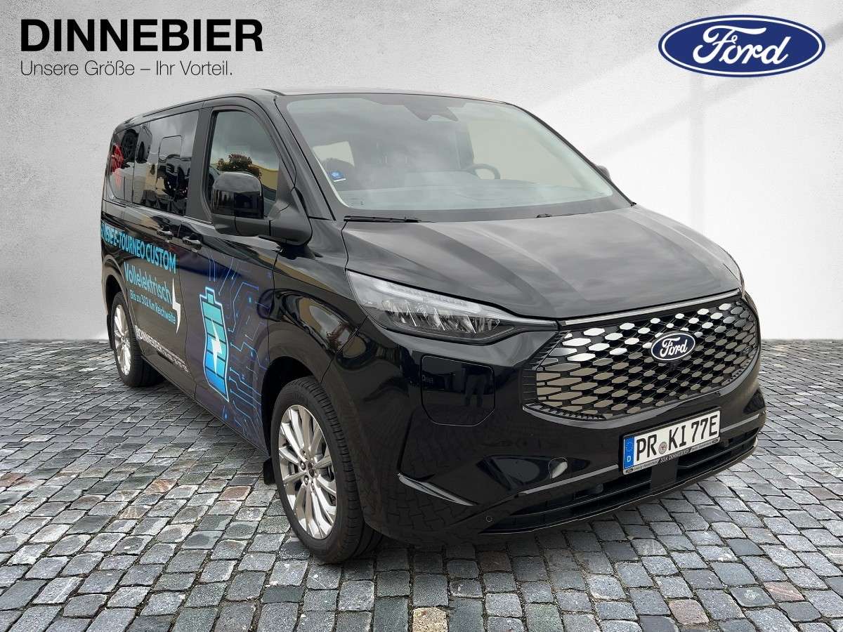 Fahrzeugbild eines Ford Tourneo Custom