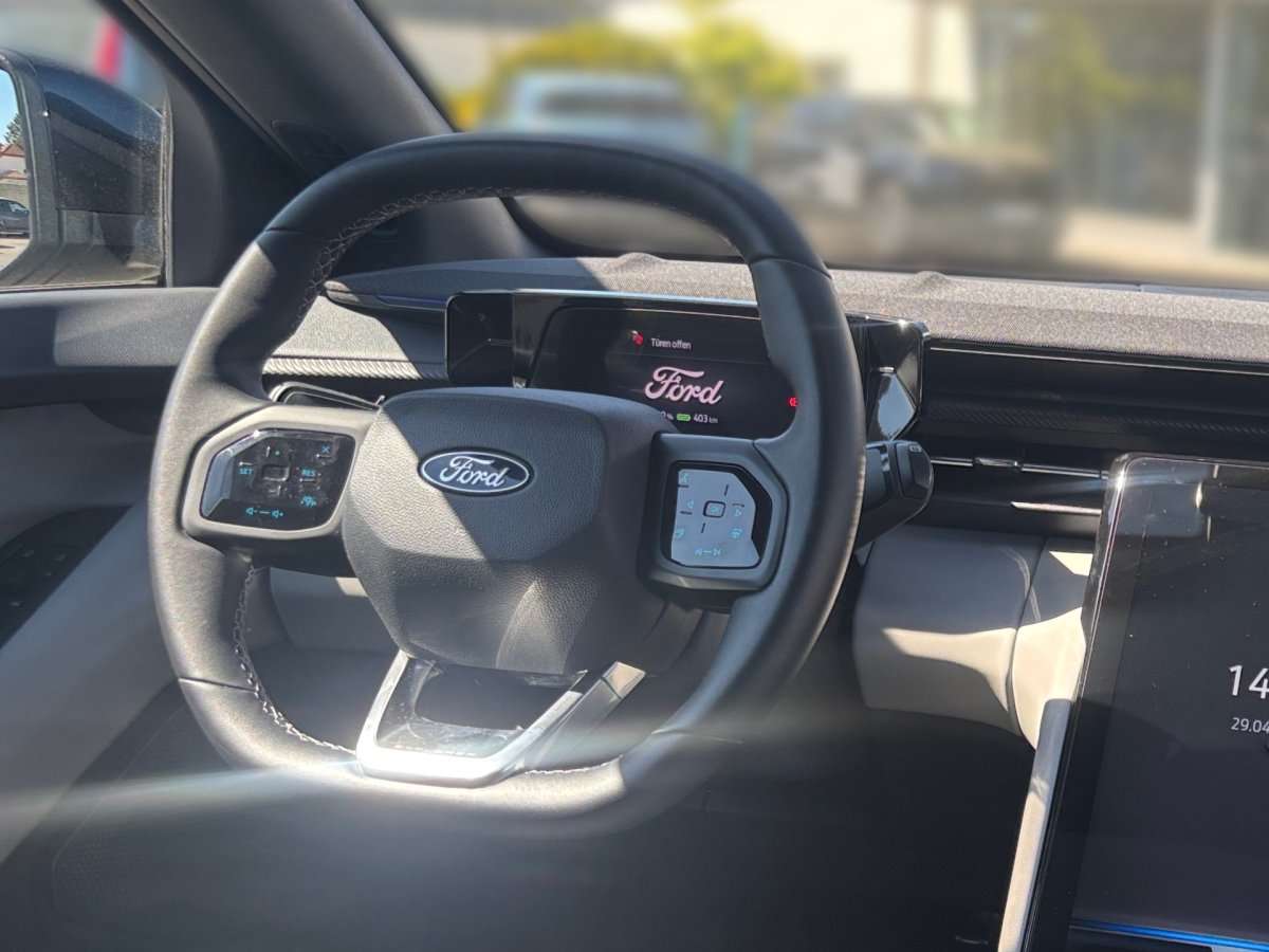 Fahrzeugbild eines Ford Explorer