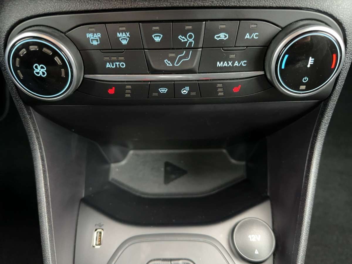 Fahrzeugbild eines Ford Fiesta