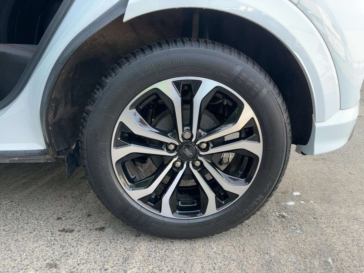 Fahrzeugbild eines Ford Puma