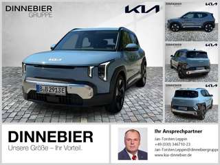 Schräge Frontansicht auf einen Kia EV2 , freigestellt