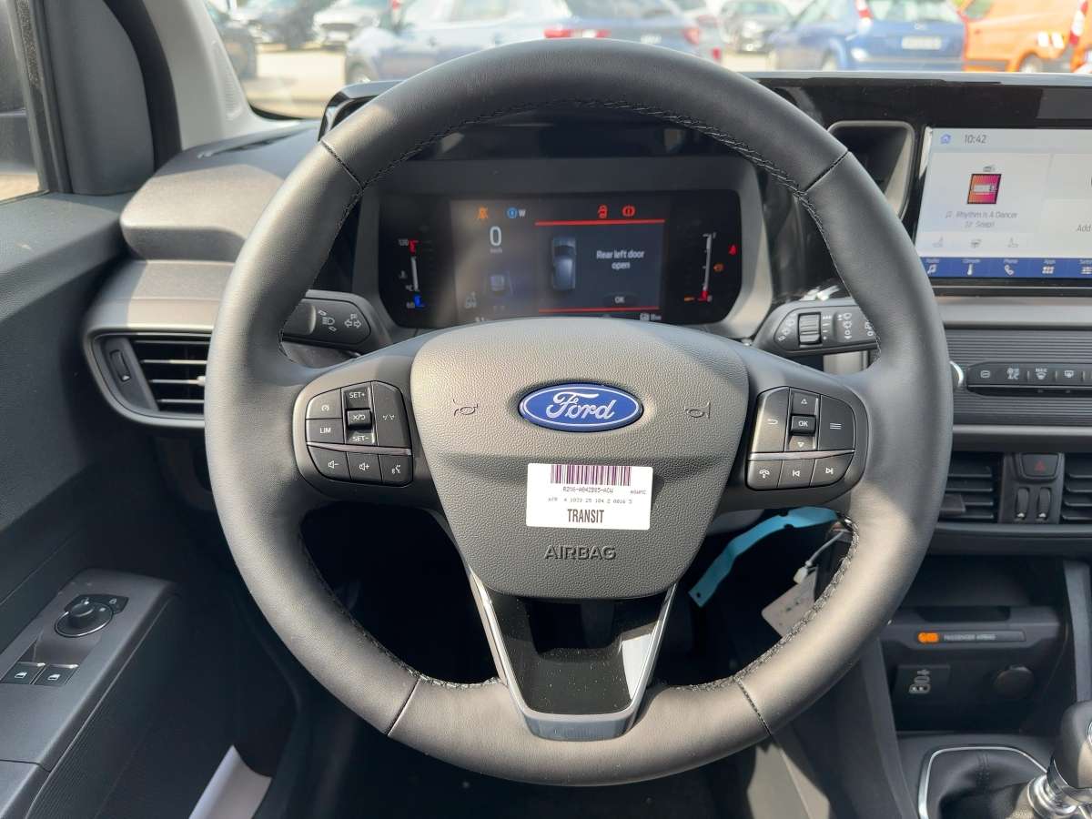 Fahrzeugbild eines Ford Transit Courier