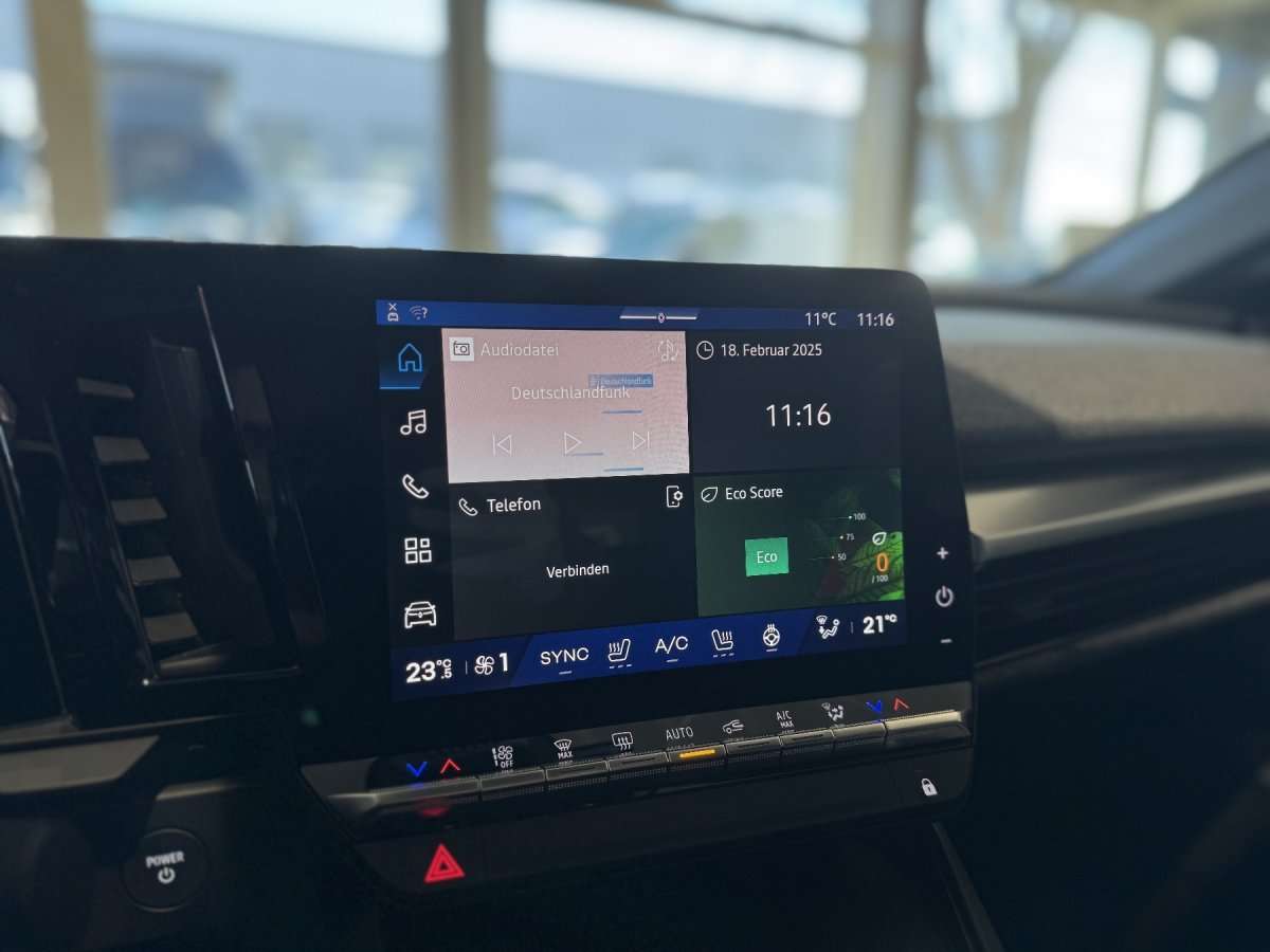 Fahrzeugbild eines Renault Megane E-TECH