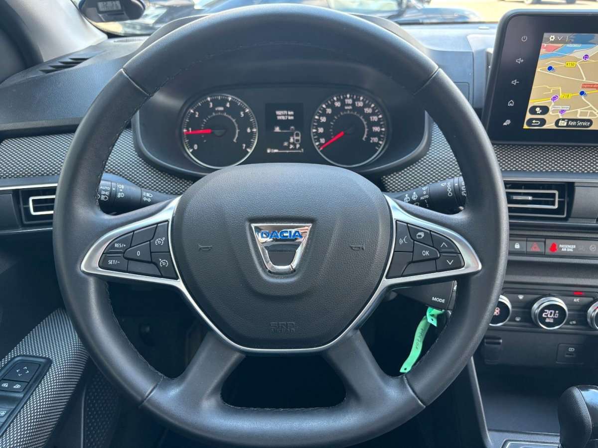 Fahrzeugbild eines Dacia Sandero