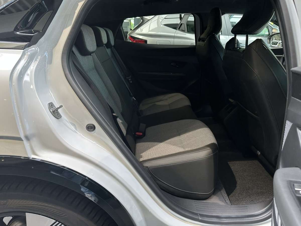 Fahrzeugbild eines Renault Megane E-TECH