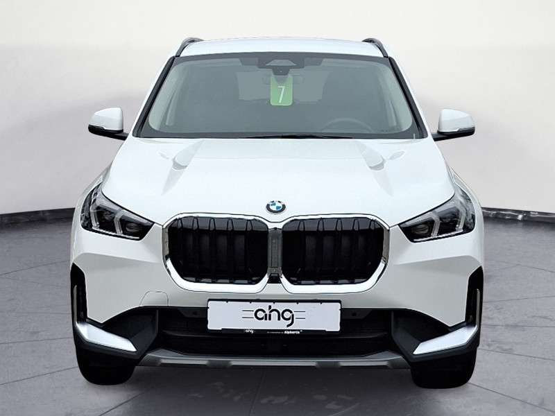 Fahrzeugbild eines BMW X1