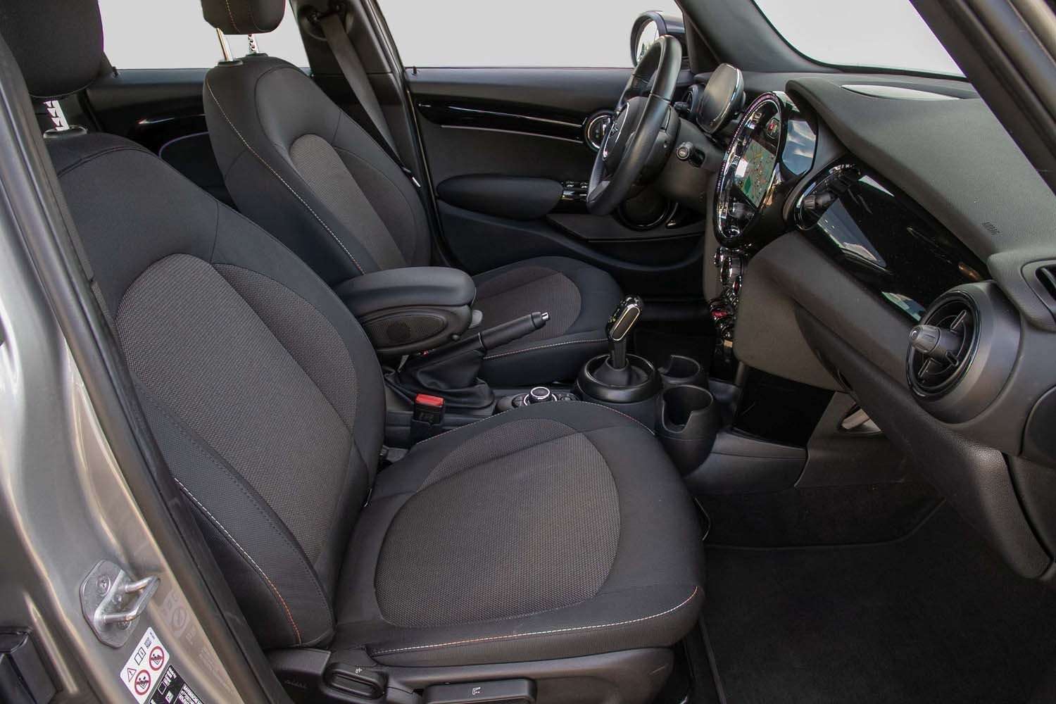 Fahrzeugbild eines MINI COOPER