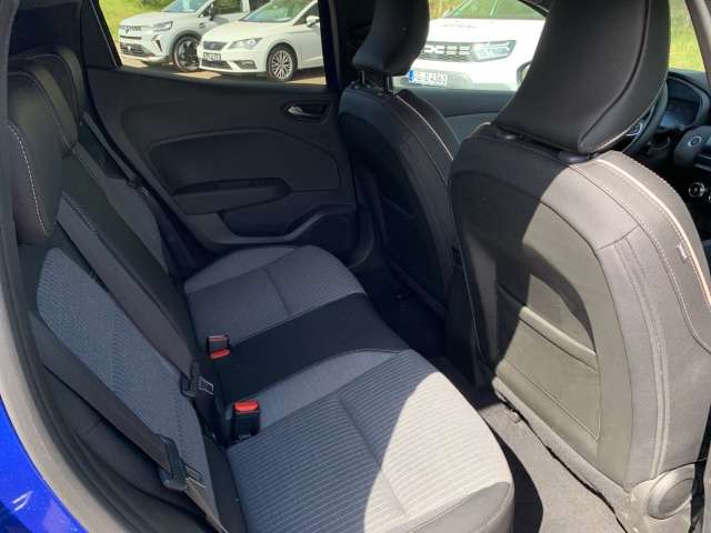 Fahrzeugbild eines Renault Clio