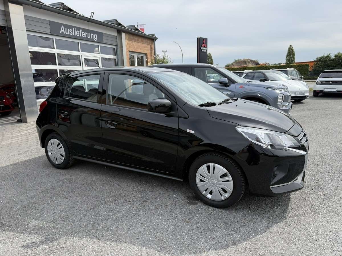 Fahrzeugbild eines Mitsubishi Space Star