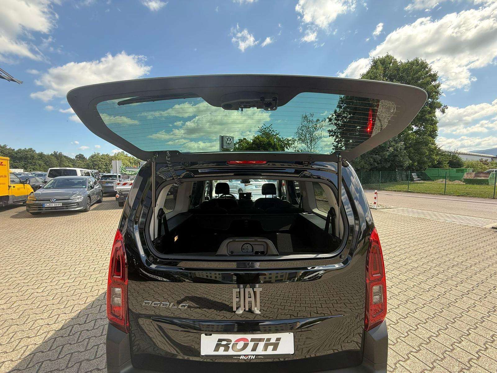 Fahrzeugbild eines Fiat Doblò