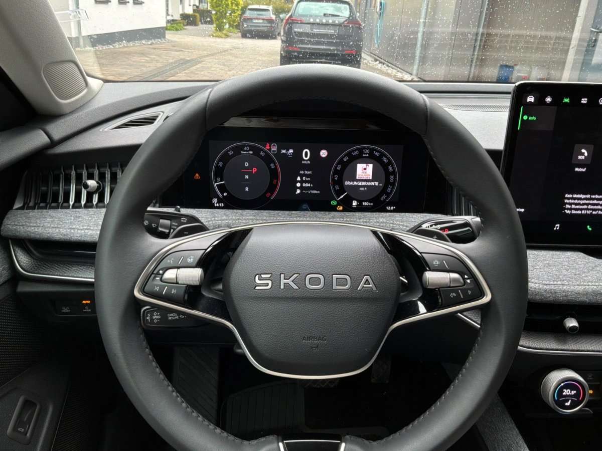 Fahrzeugbild eines Skoda Superb