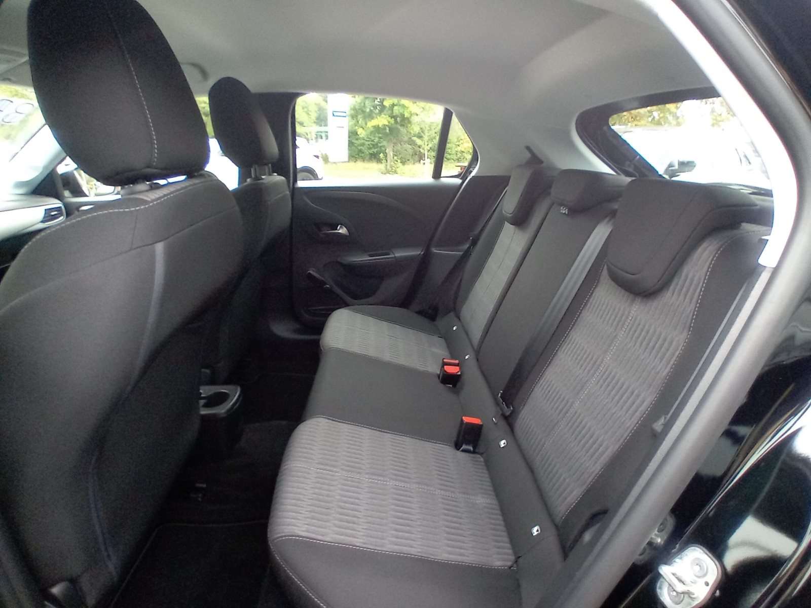 Fahrzeugbild eines Opel Corsa