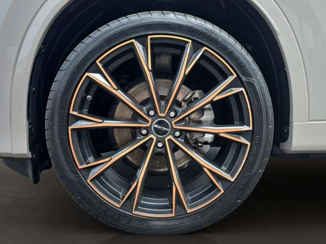 Fahrzeugbild eines Mazda CX-60