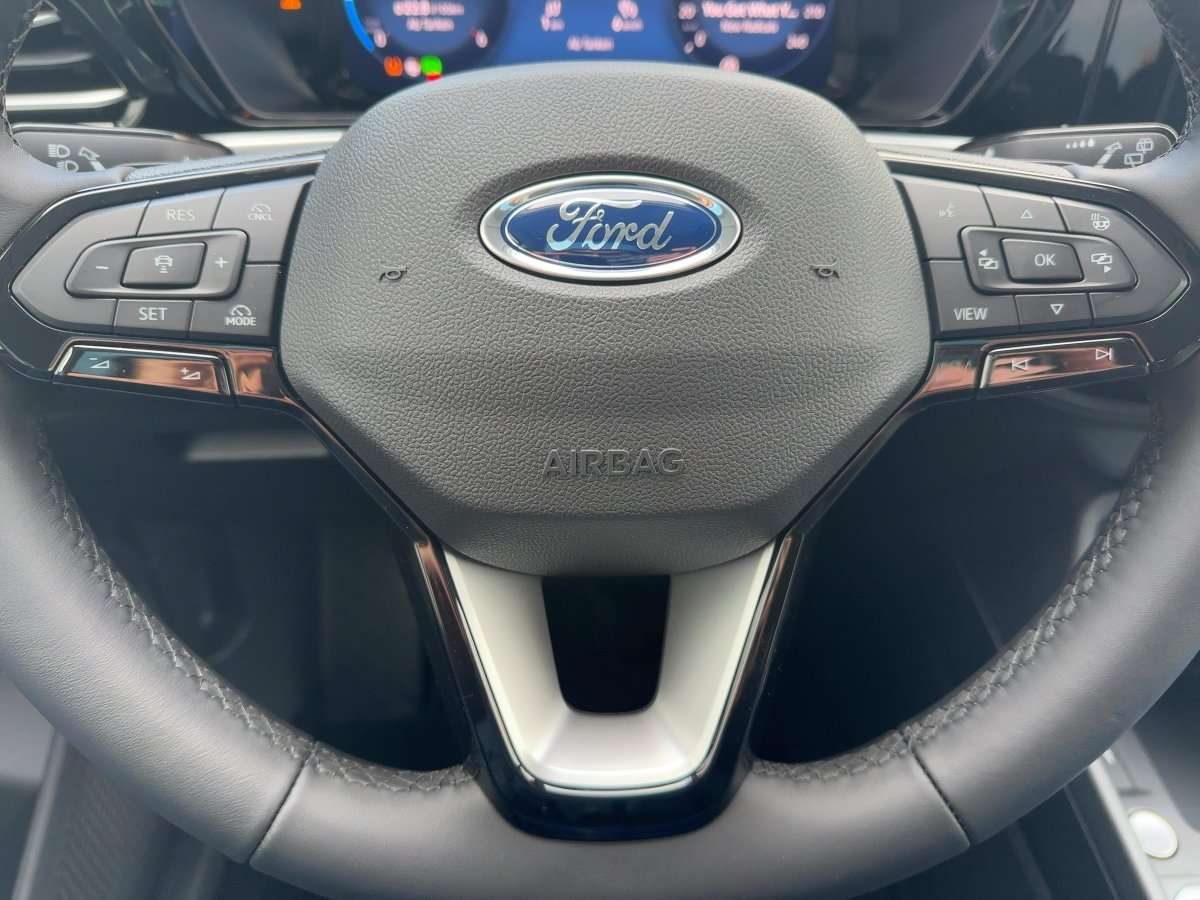 Fahrzeugbild eines Ford Tourneo Connect