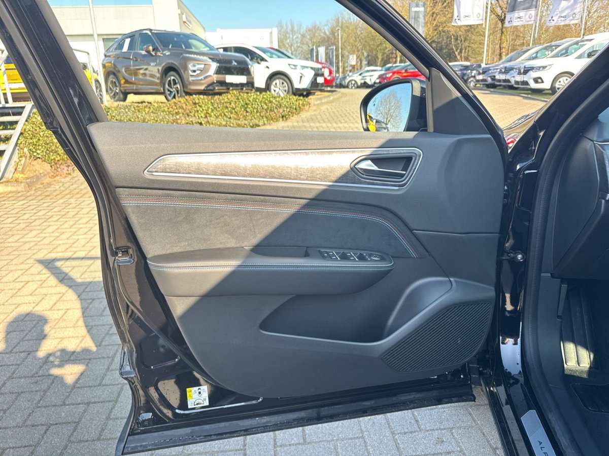 Fahrzeugbild eines Renault Arkana