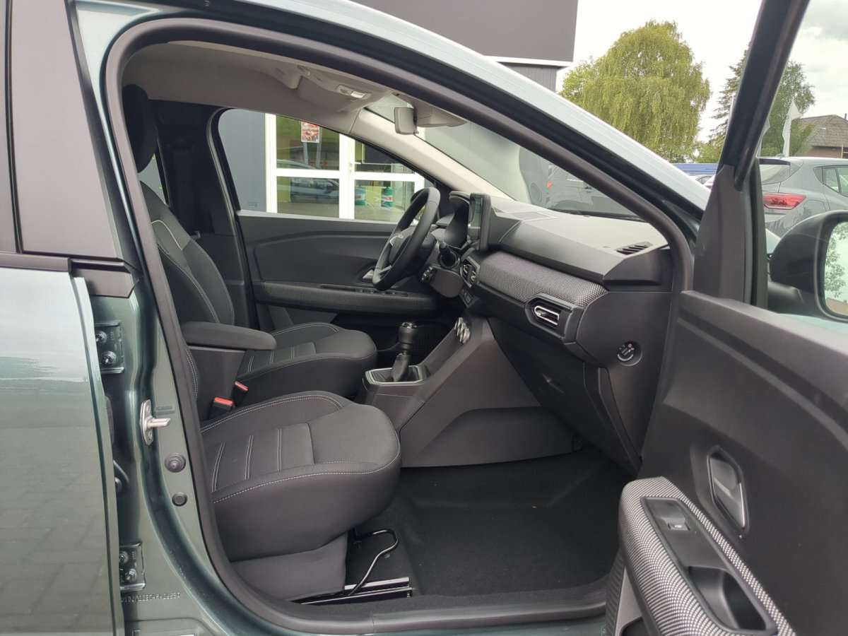 Fahrzeugbild eines Dacia Sandero