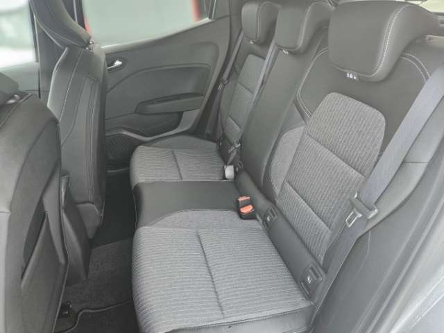 Fahrzeugbild eines Mitsubishi Colt