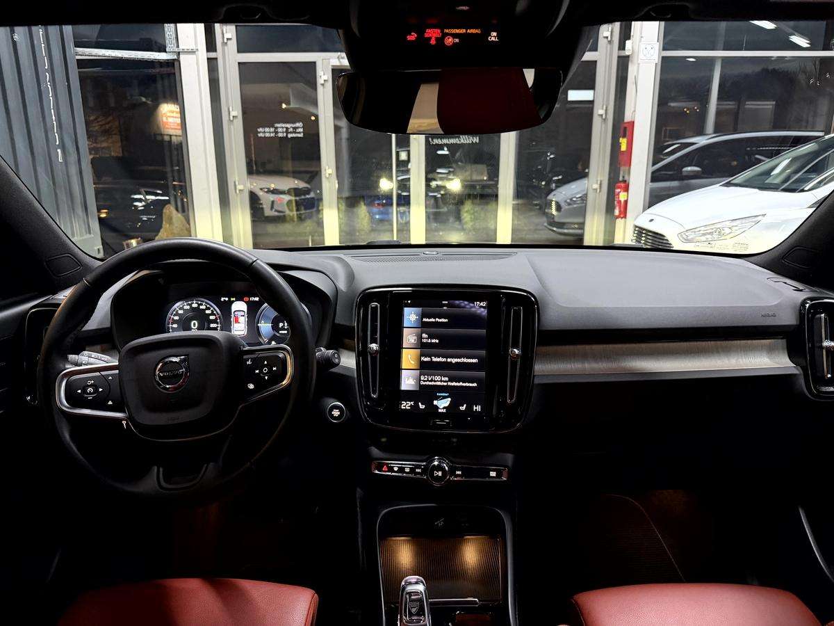 Fahrzeugbild eines Volvo XC40