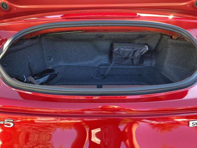 Fahrzeugbild eines Mazda MX-5