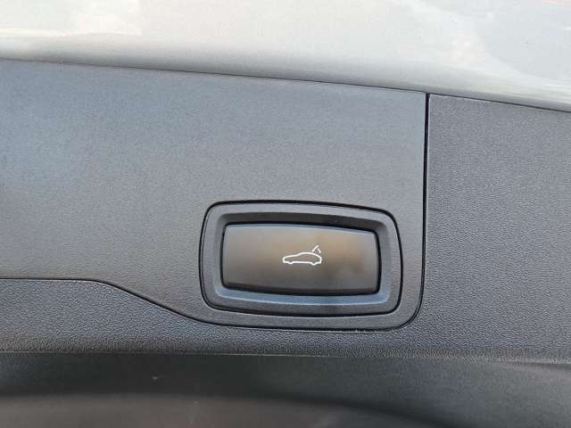 Fahrzeugbild eines Porsche Taycan