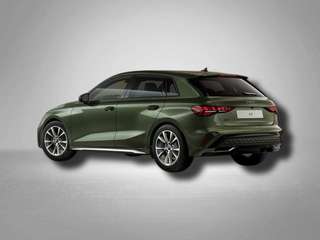 Schräge Frontansicht auf einen Audi A3 , freigestellt