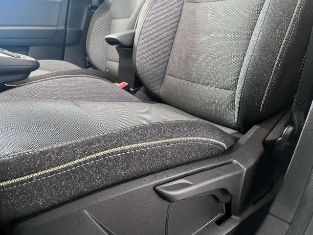 Fahrzeugbild eines Mitsubishi Grandis