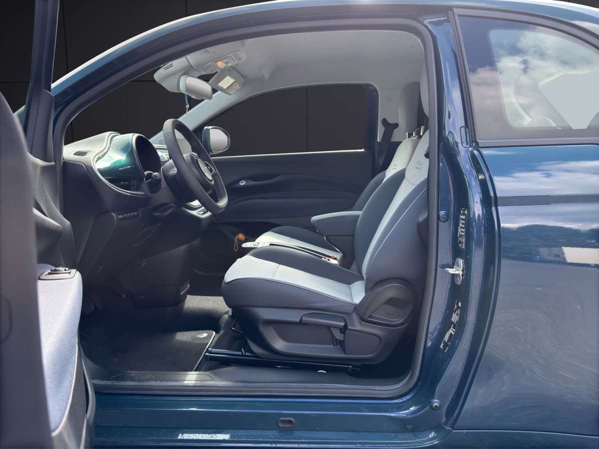 Fahrzeugbild eines Fiat 500