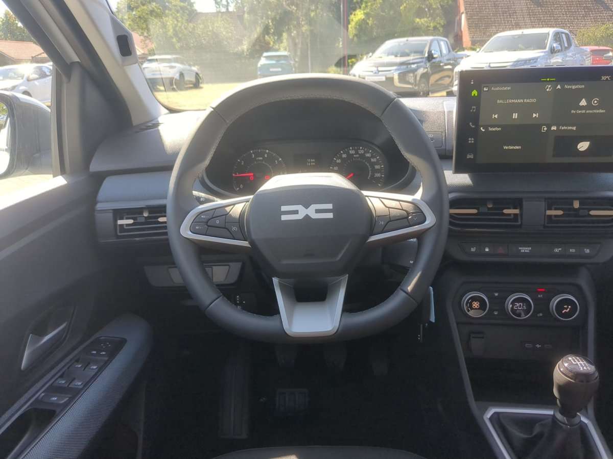 Fahrzeugbild eines Dacia Sandero