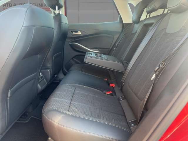 Fahrzeugbild eines Opel Grandland X