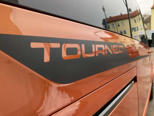 Fahrzeugbild eines Ford Tourneo Custom