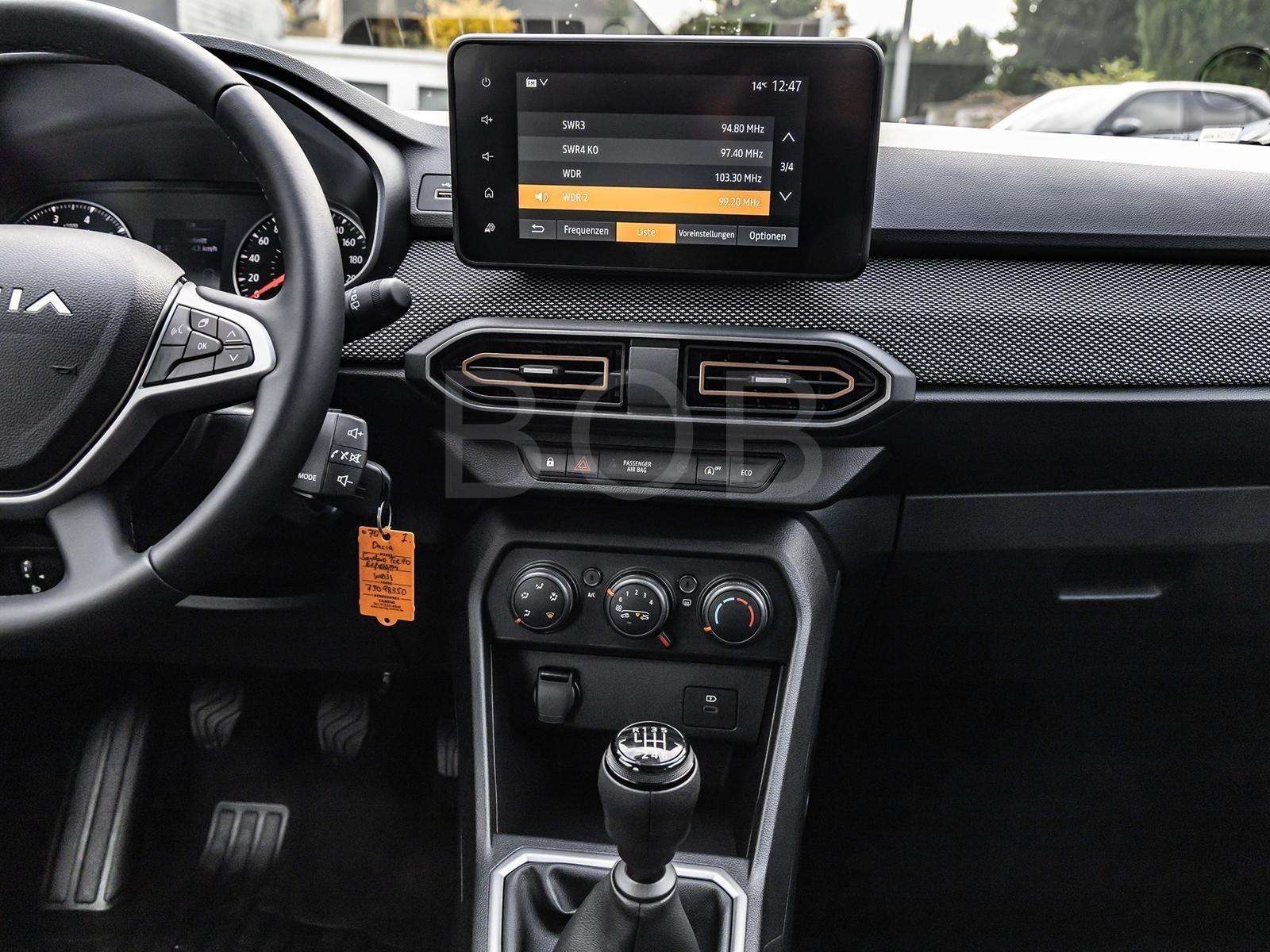 Fahrzeugbild eines Dacia Sandero