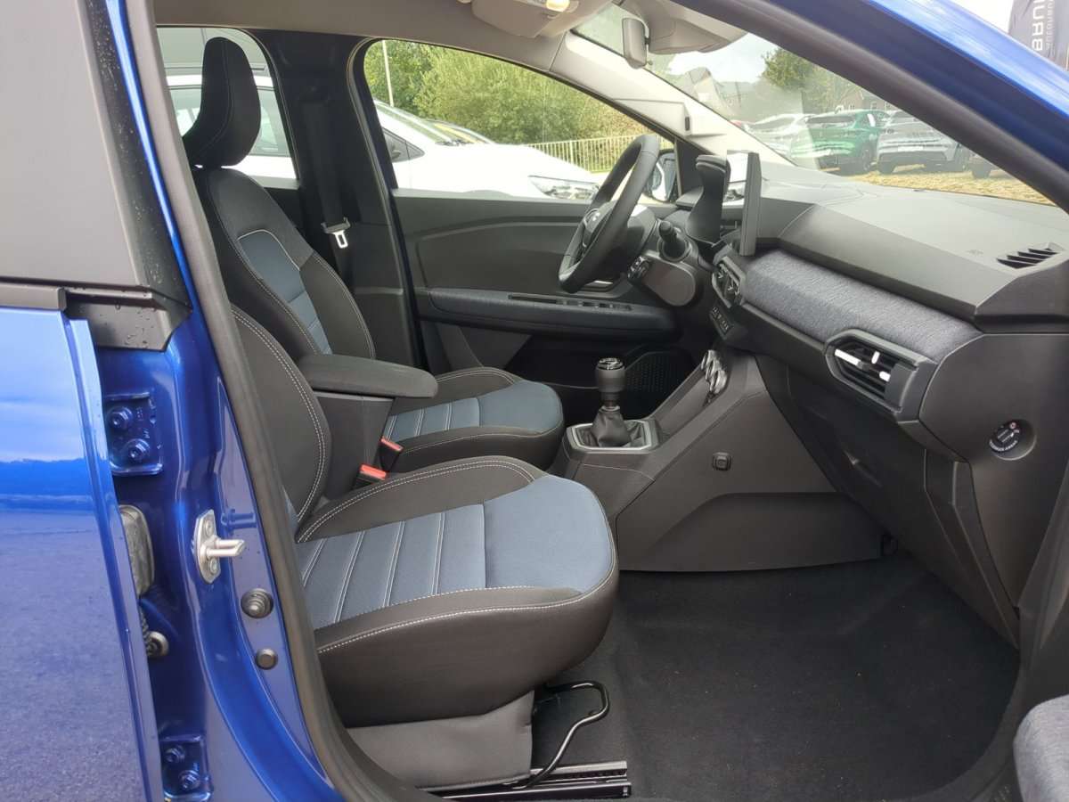 Fahrzeugbild eines Dacia Sandero