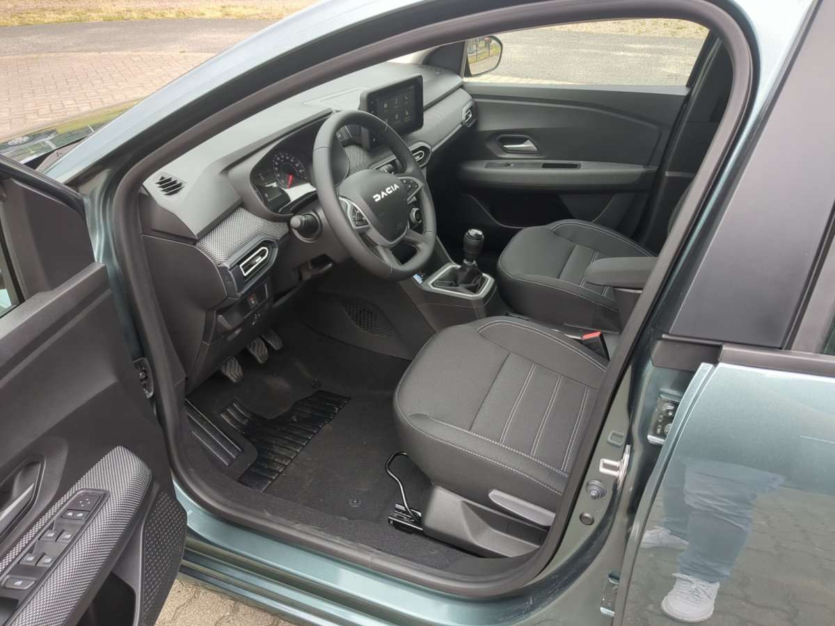 Fahrzeugbild eines Dacia Sandero