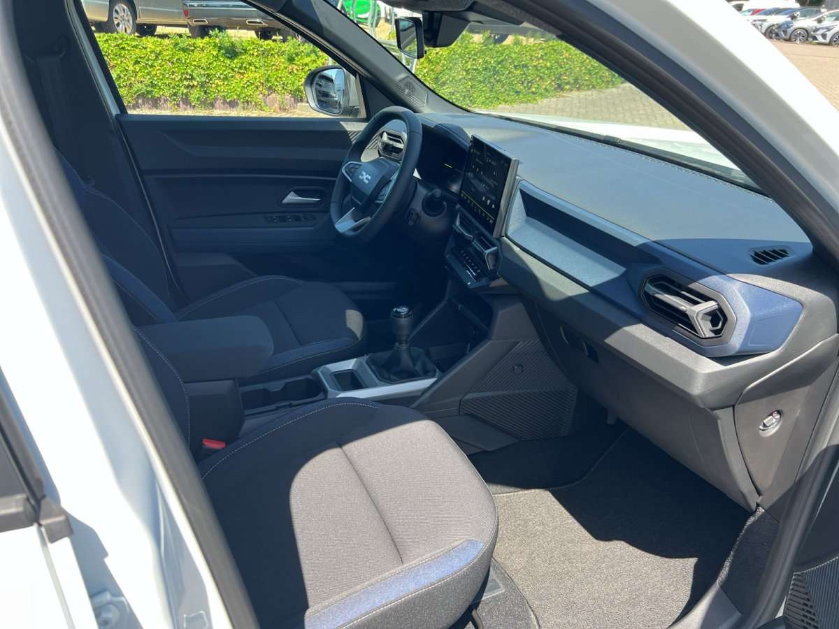 Fahrzeugbild eines Dacia Bigster