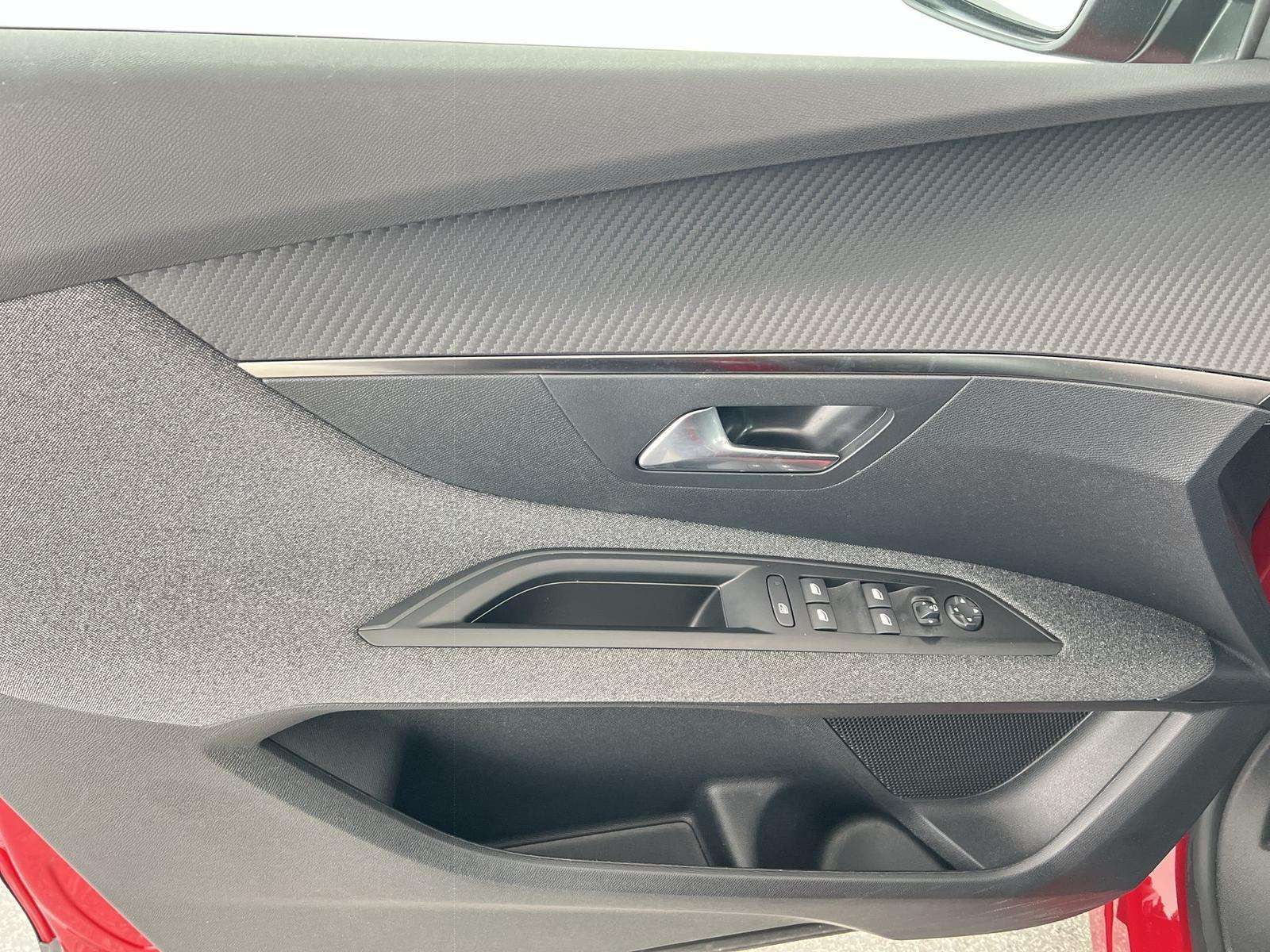 Fahrzeugbild eines Peugeot 3008