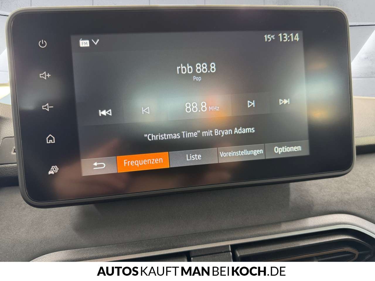 Fahrzeugbild eines Dacia Sandero