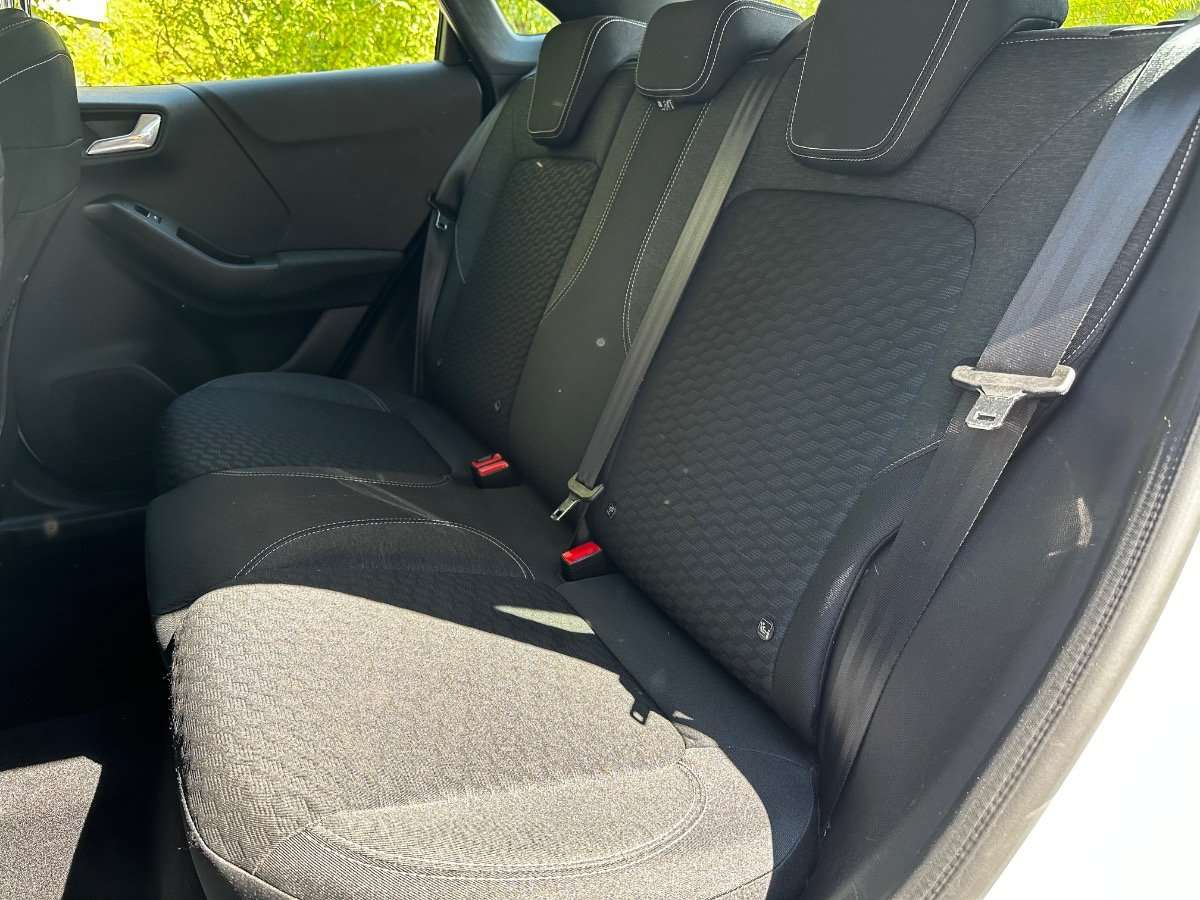 Fahrzeugbild eines Ford Puma