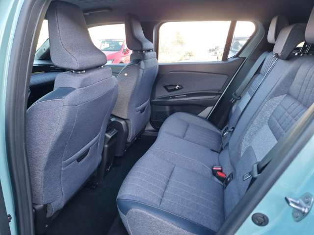 Fahrzeugbild eines Renault 4 E-TECH