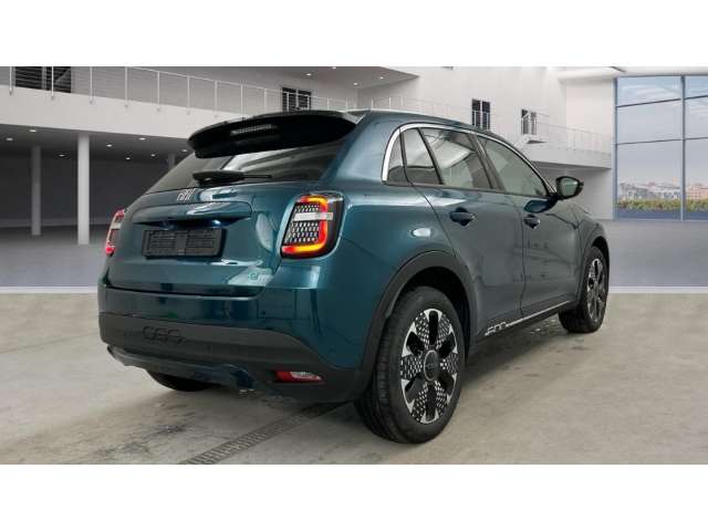 Fahrzeugbild eines Fiat 600 Elektro