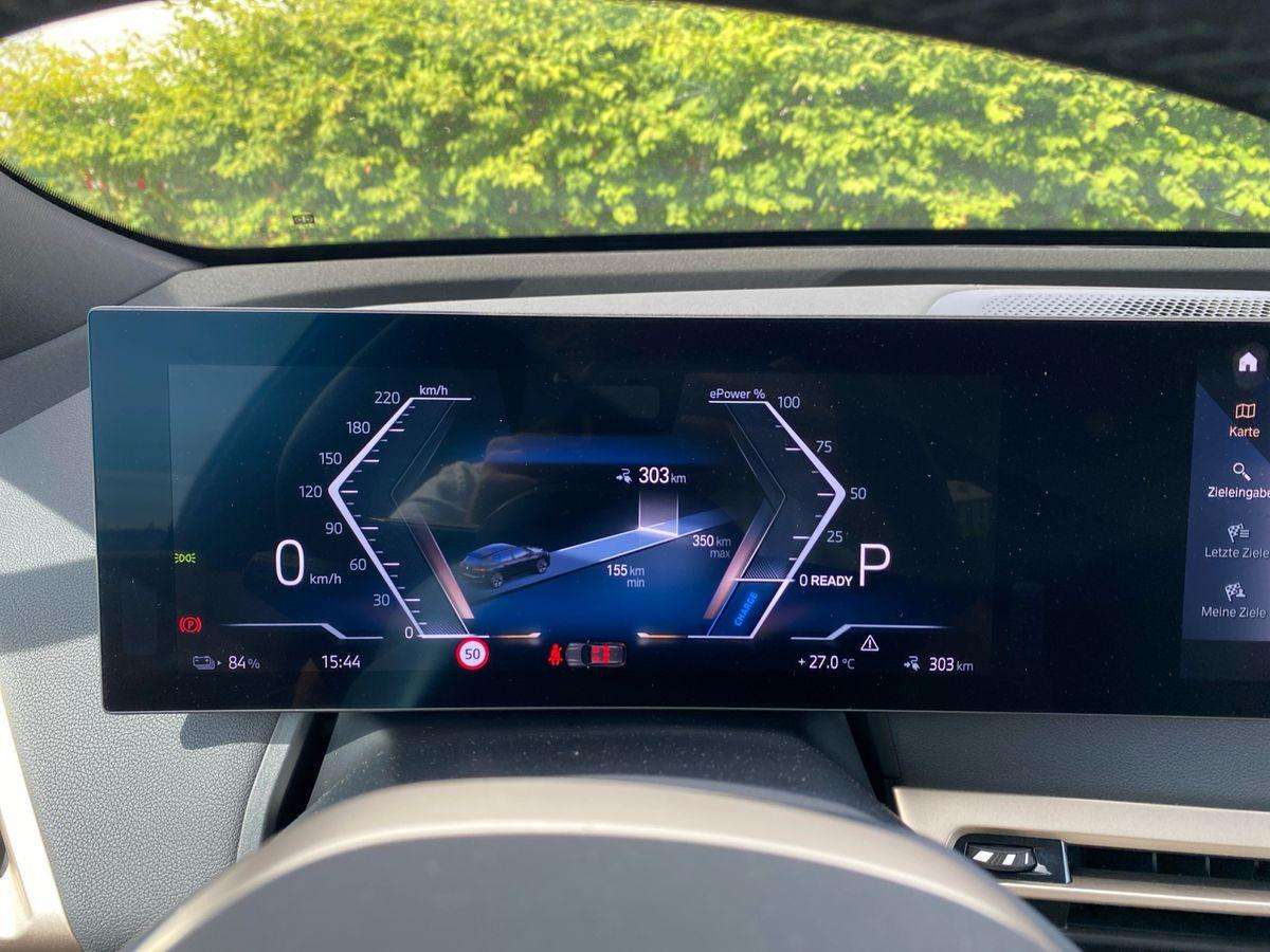 Fahrzeugbild eines BMW iX