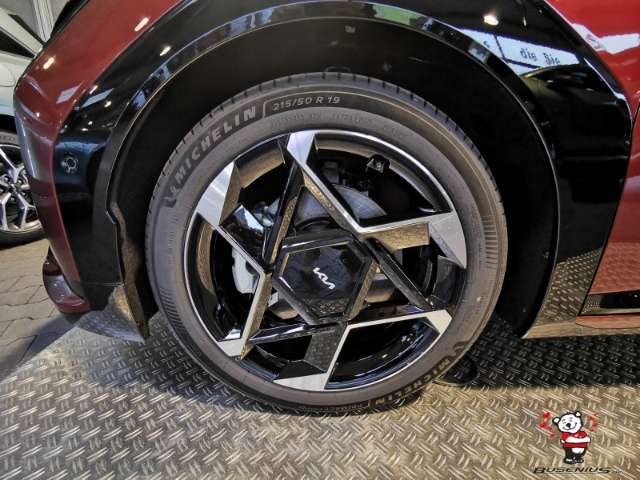 Fahrzeugbild eines Kia EV4