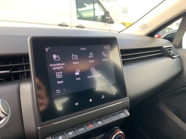 Fahrzeugbild eines Renault Clio